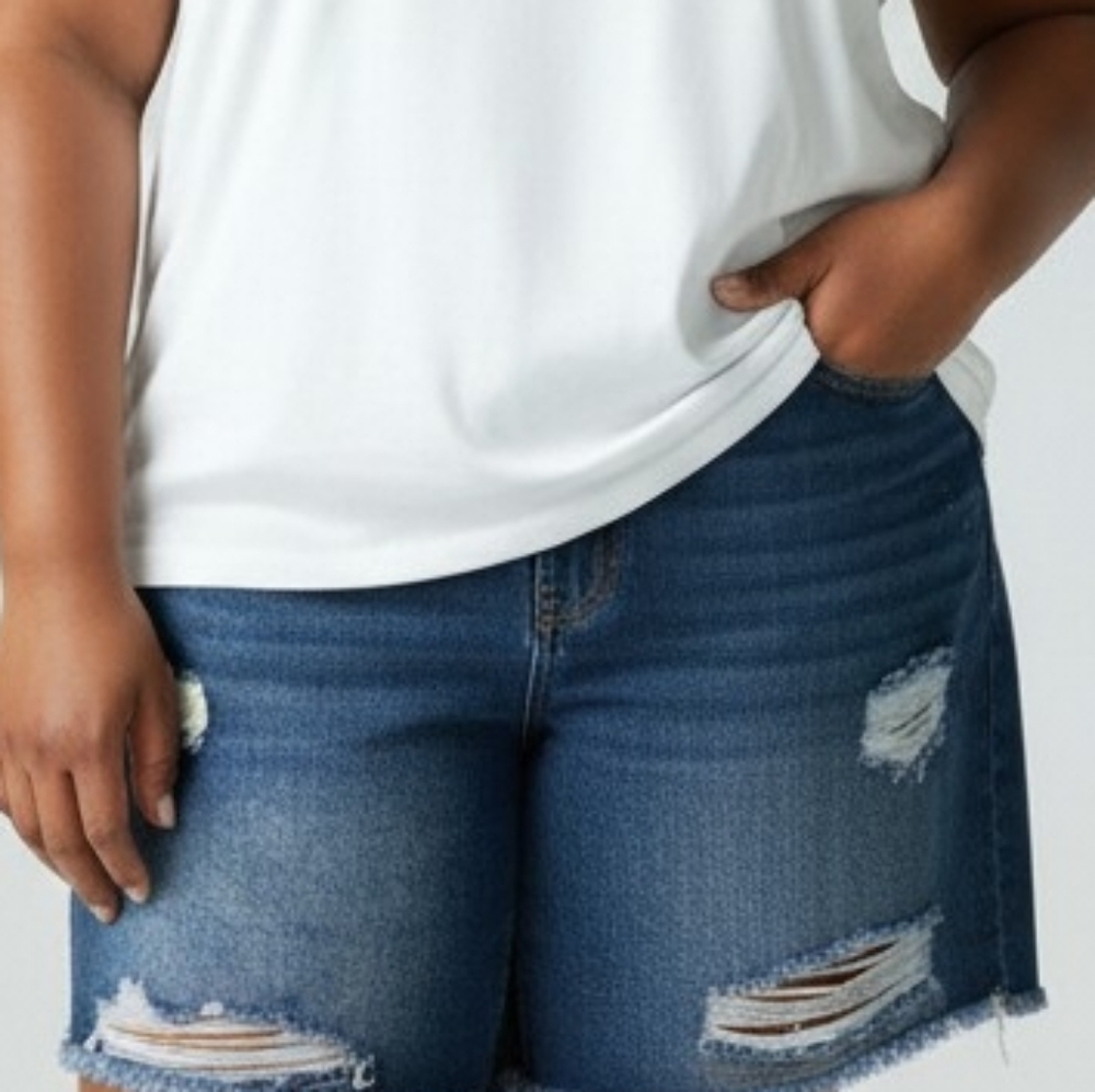 Primark Distressed Dark Blue Denim Shorts Size womans 14